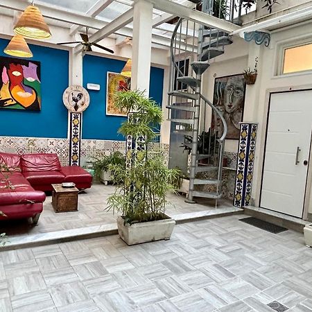 Tribunali Apartments Наполи Екстериор снимка