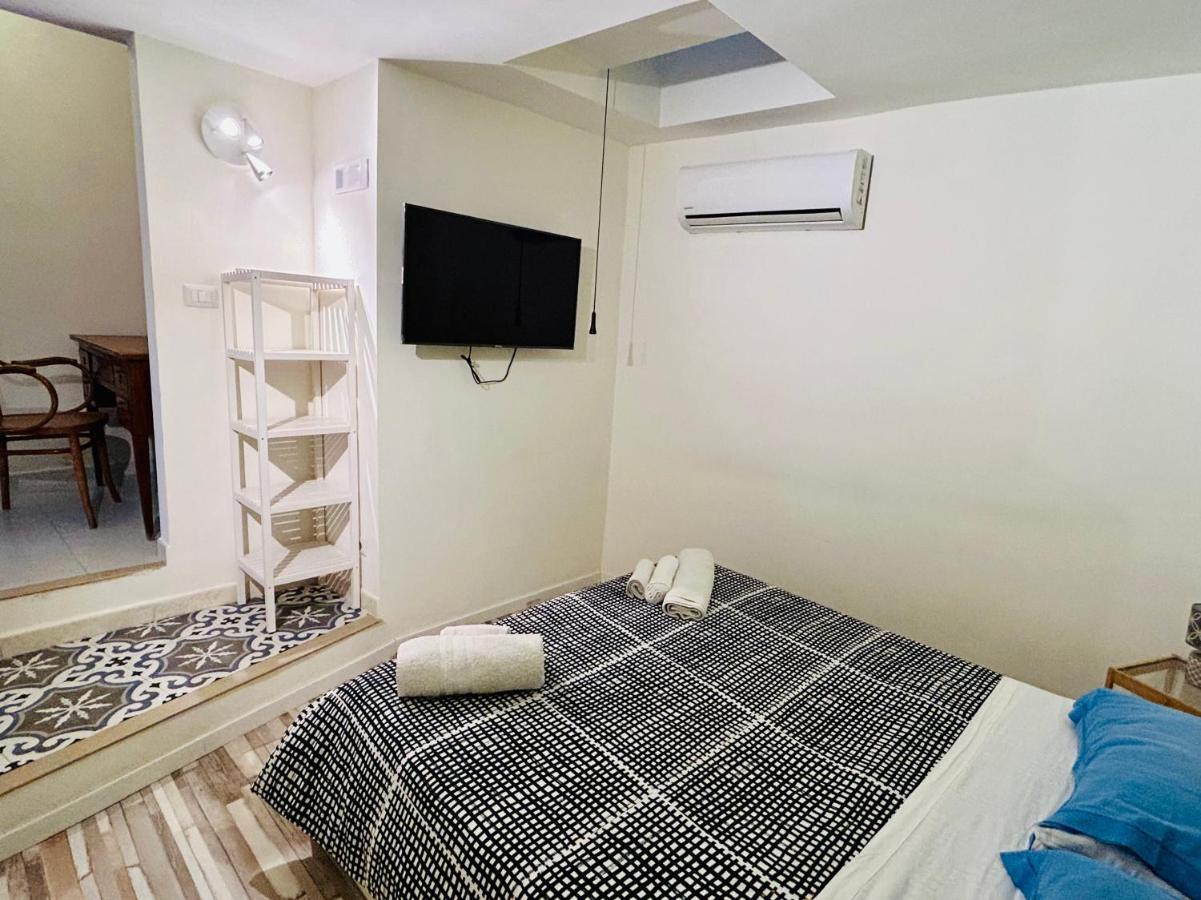 Tribunali Apartments Наполи Екстериор снимка