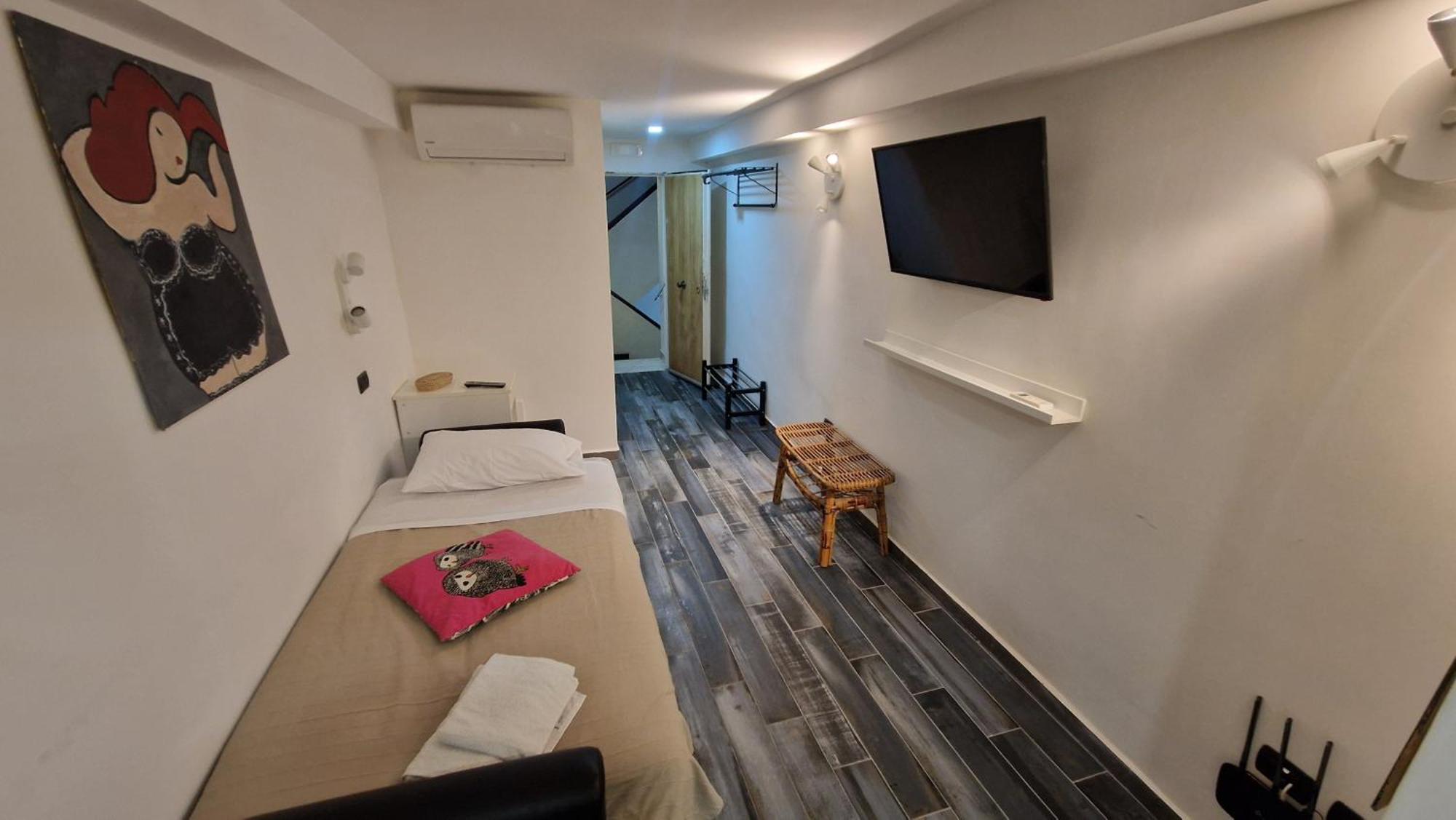 Tribunali Apartments Наполи Екстериор снимка