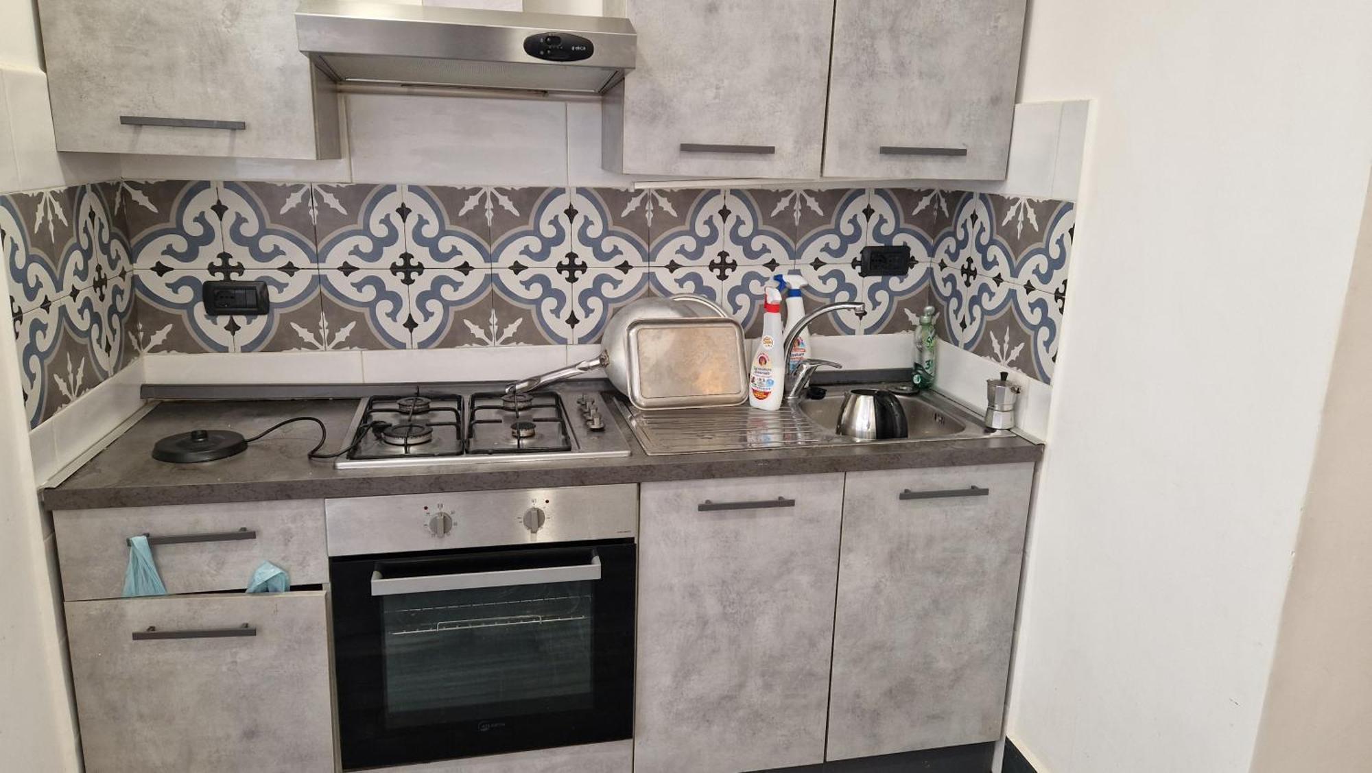 Tribunali Apartments Наполи Екстериор снимка