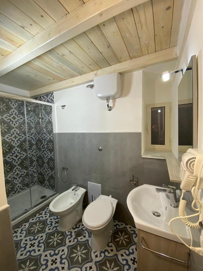 Tribunali Apartments Наполи Екстериор снимка